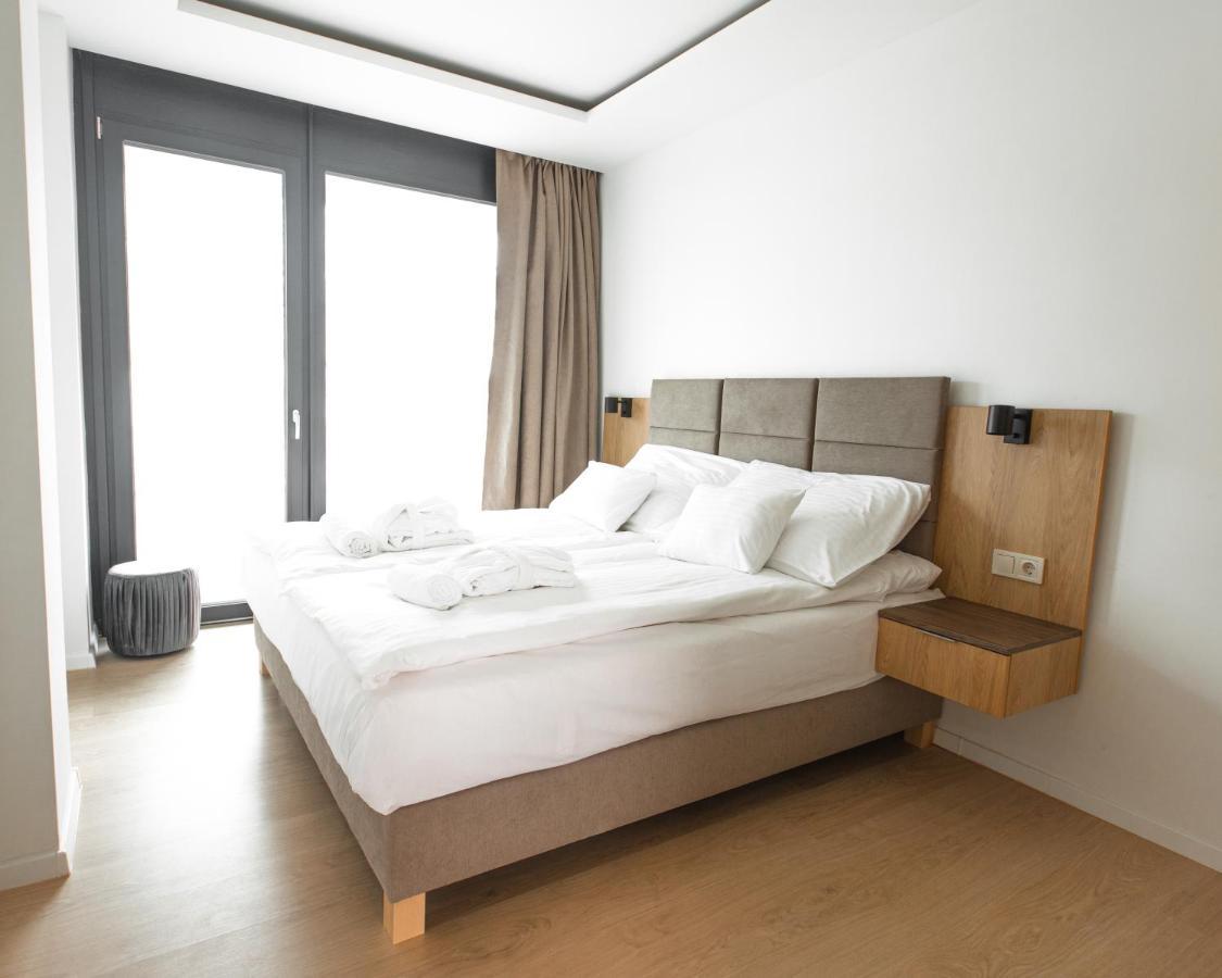Aparthotel H55 à Balatonlelle Extérieur photo