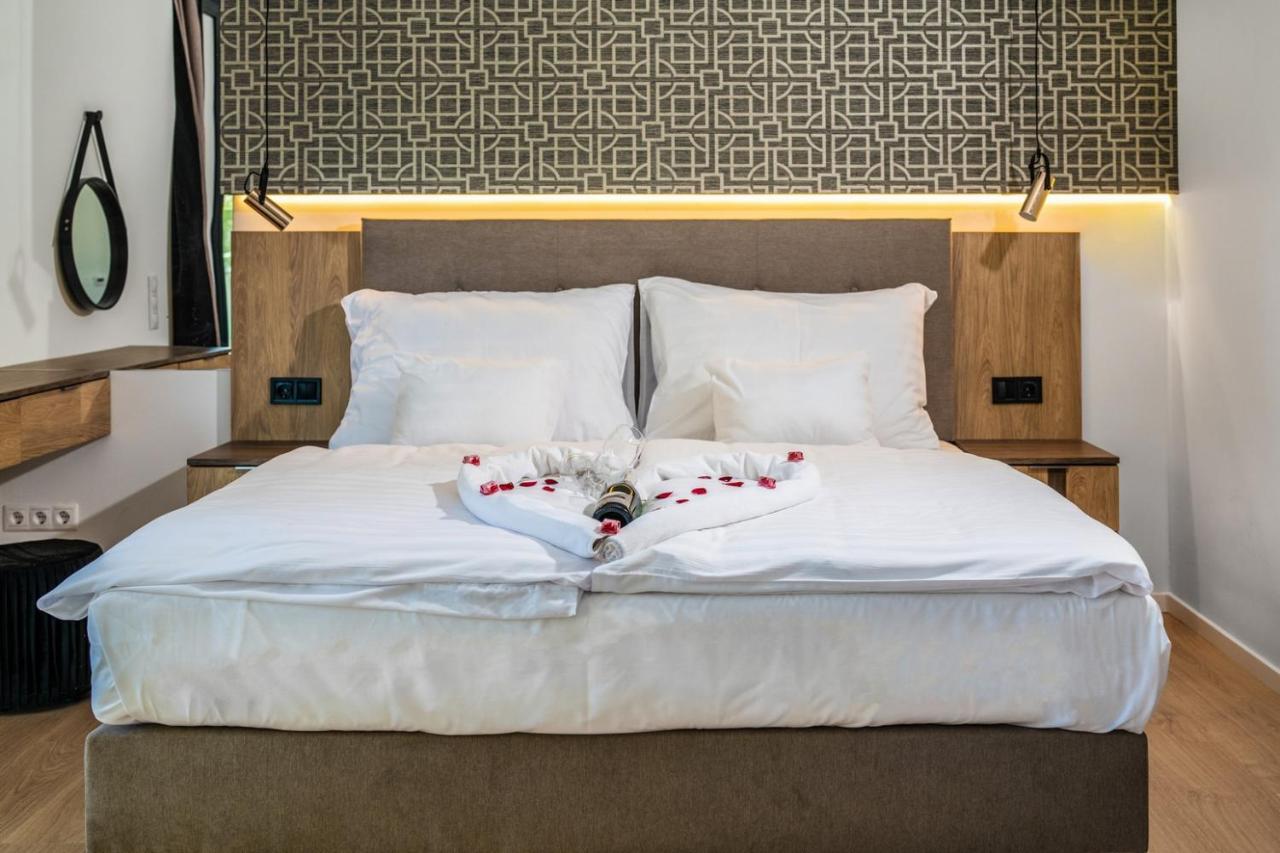 Aparthotel H55 à Balatonlelle Extérieur photo