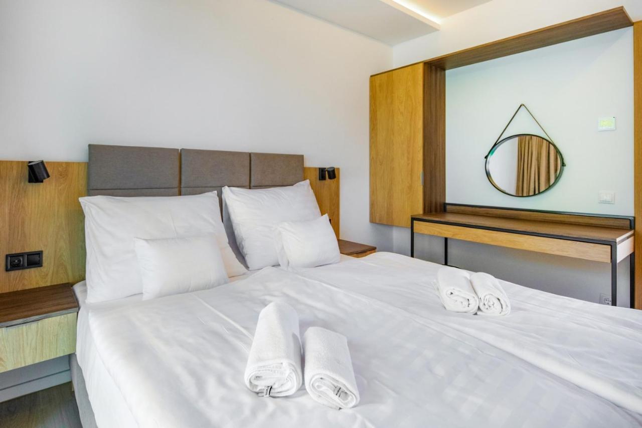 Aparthotel H55 à Balatonlelle Extérieur photo